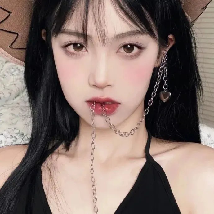 蝙蝠侠与小丑女